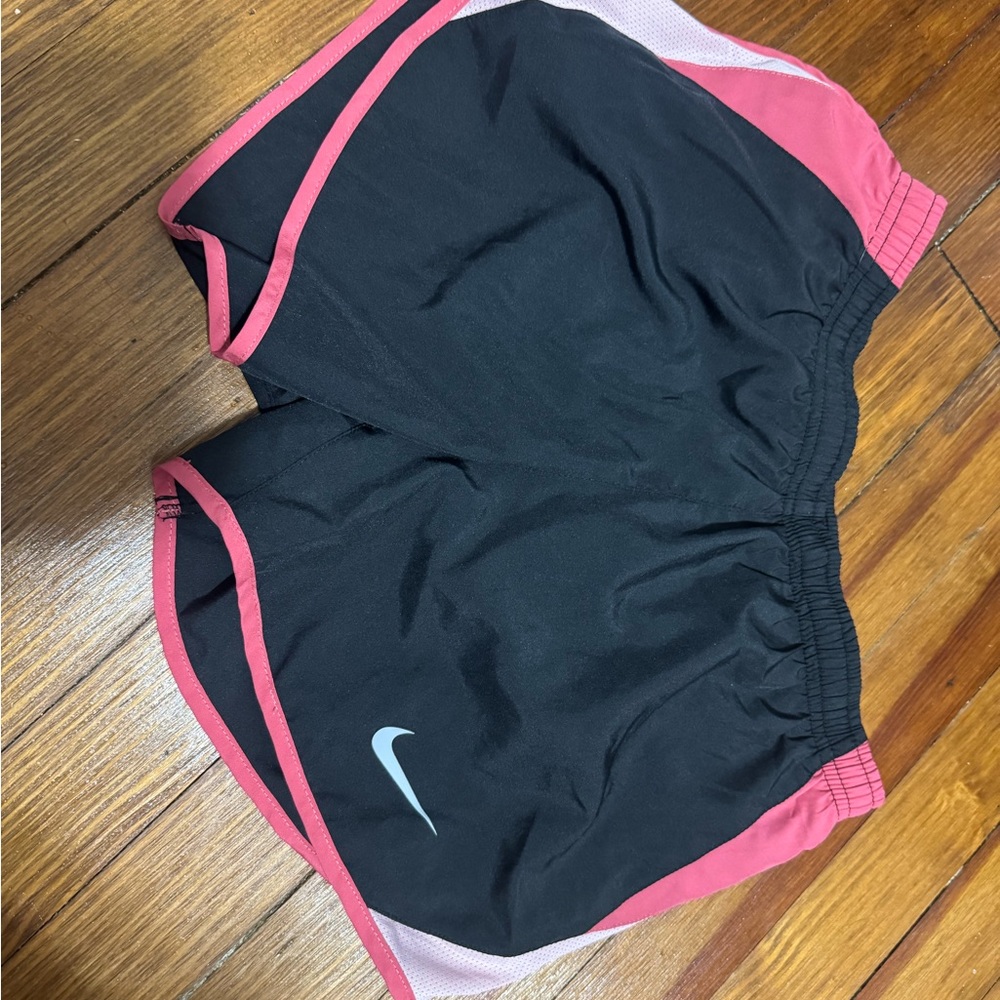 Nike Dri-Fit Women's Black and Pink Shorts